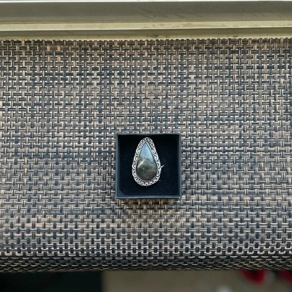 925 Labradorite Ring (Size 8.5) - Picture 5 of 5